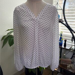 Chaus White with Black Polka Dot V-neck Long Sleeve Blouse EUC